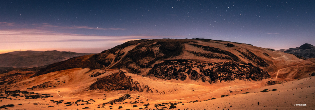 Planète Mars Paysage désertique orangé